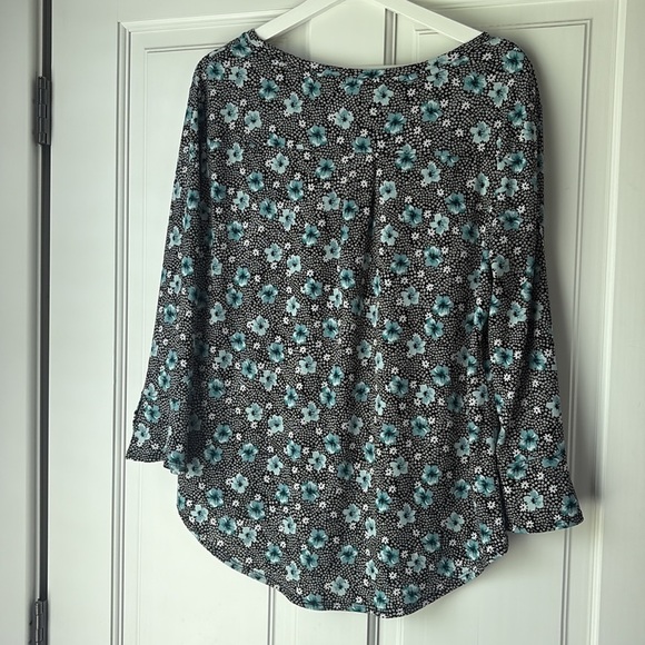 Elle Floral Print Blouse - Black and Blue large - Picture 5 of 5